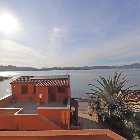 Appartement Supramare à La Maddalena  Extérieur photo