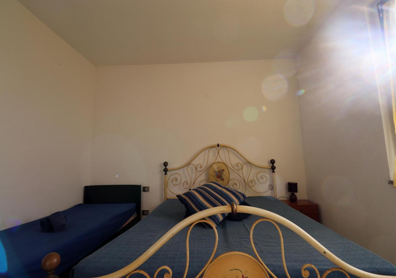 Appartement Supramare à La Maddalena  Extérieur photo
