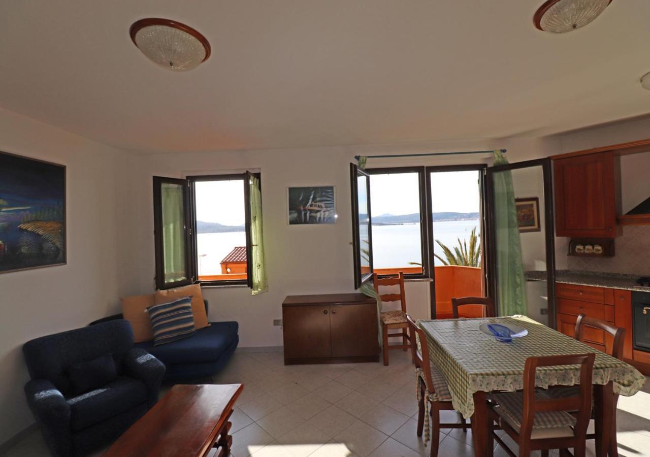 Appartement Supramare à La Maddalena  Extérieur photo